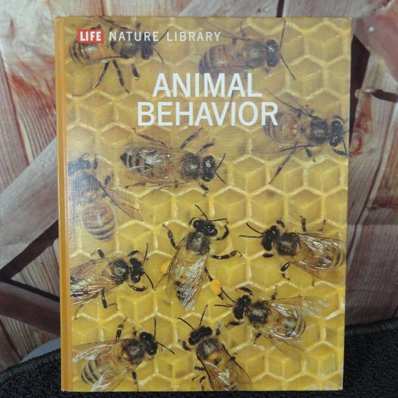 Life Nature Libray Other - VtgLife Nature Librat 1965 Animal Behavior Illustrated Book~Cool Pics